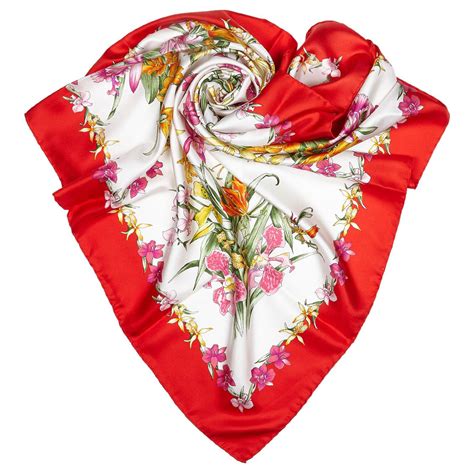 gucci foulard femme